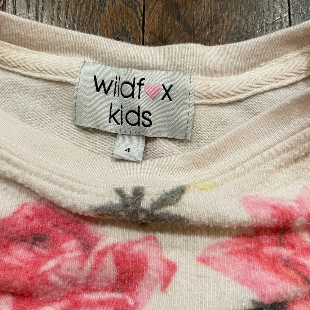Wildfox kids Bright Roses Baggy Beach Jumper pullover size 4 🌹